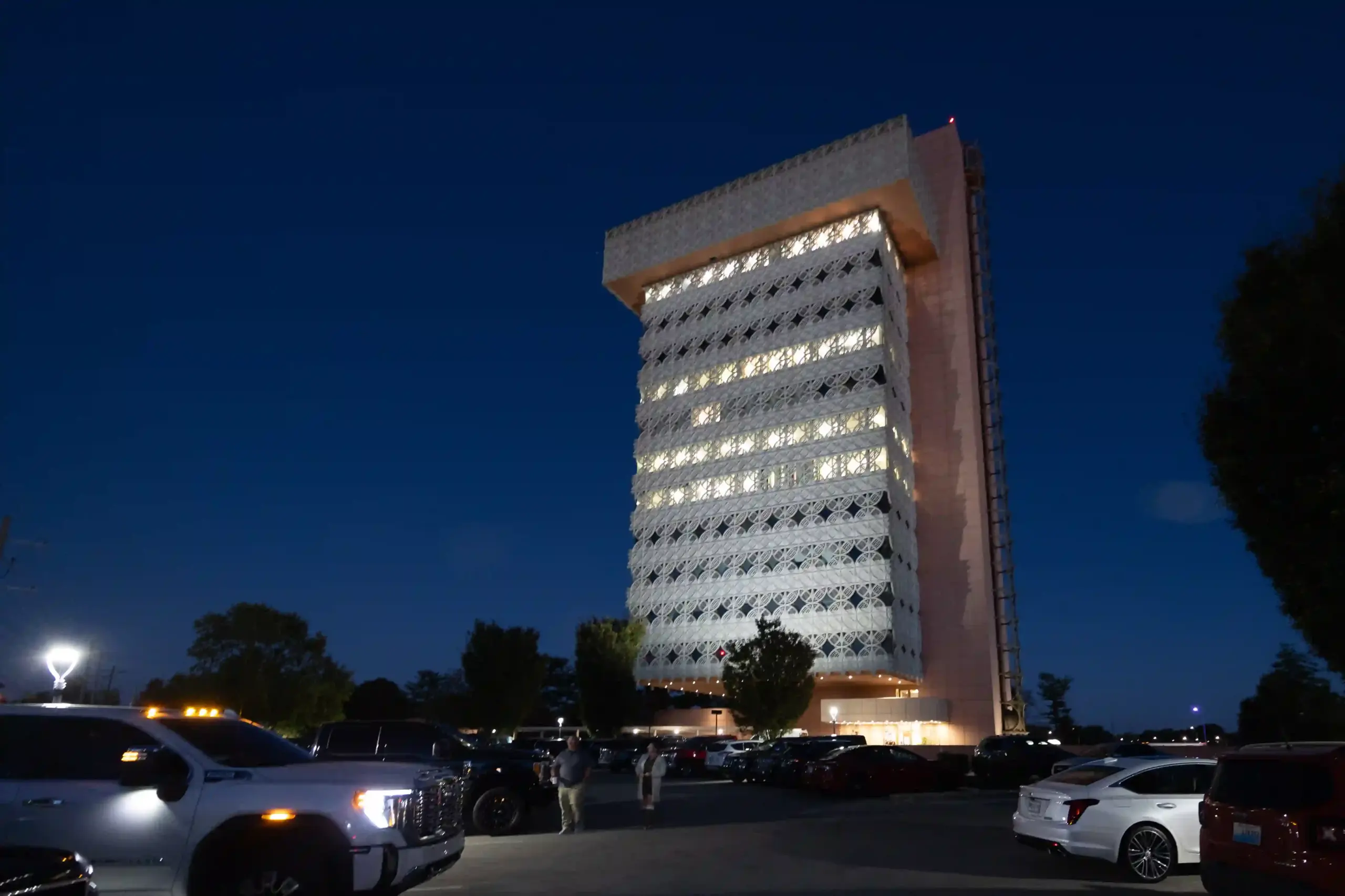Louisville, KY Personal Injury Firm Triples Space in Historic Wright Tower Move 1 Image